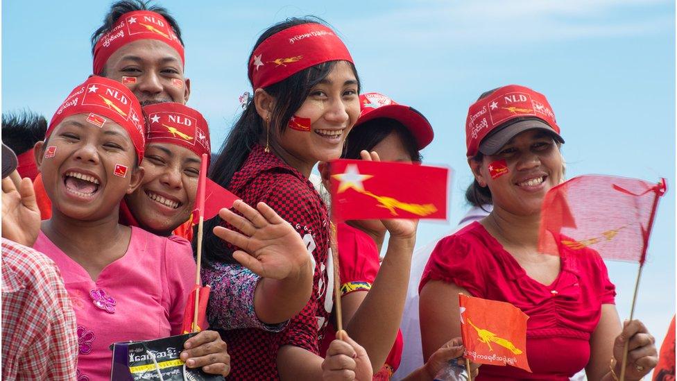 Hinthada NLD supporters