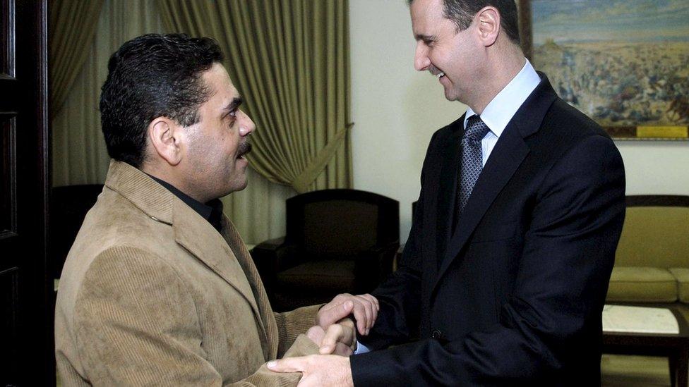 Syria's President Bashar al-Assad (R) welcomes released Lebanese prisoner Samir Qantar in Damascus, Syria on 24 November, 2008