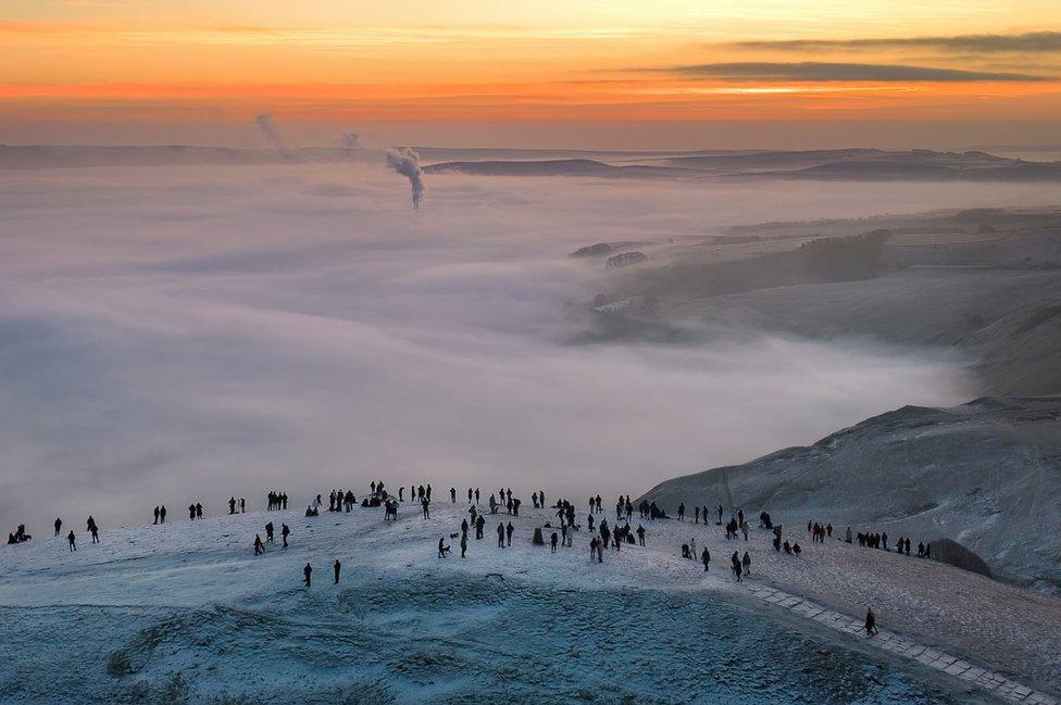 Cloud inversion on Mam Tor