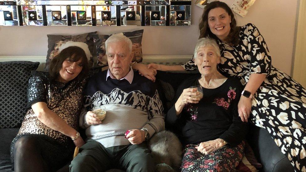 John and Mary Boxer with daughters Glynis and Elaine