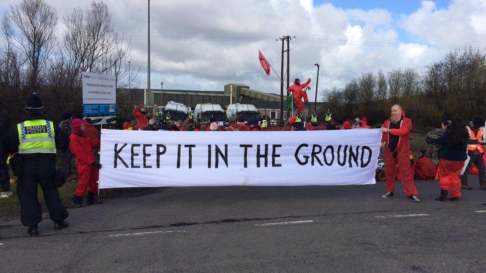 Protesters at Ffos-y-Fran