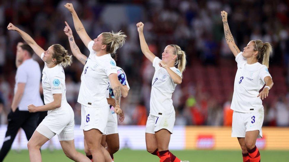 The Lionesses celebrate.