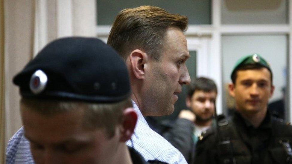 Russian opposition leader and anti-corruption blogger Alexei Navalny is seen during an administrative hearing, at Simonovsky district court in Moscow (02 October 2017)