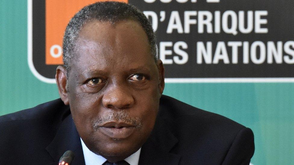 Caf's president Issa Hayatou speaks during a draw between Mali and Guinea in Malabo on 29 January 2015.