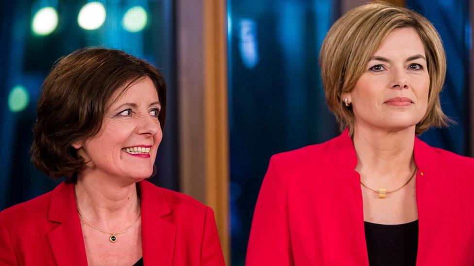 Rhineland-Palatinate state premier Malu Dreyer (L) looks at her challenger, Christian Democratic Union (CDU) party candidate Julia Kloeckner (R), during a TV interview (13 March)