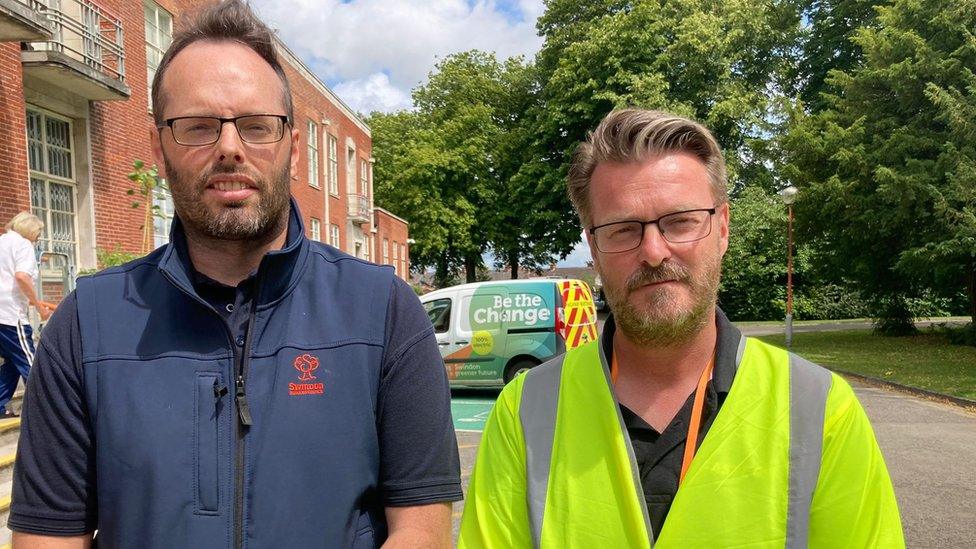 Rob Brown (Left) and Cllr Chris Watts (R)