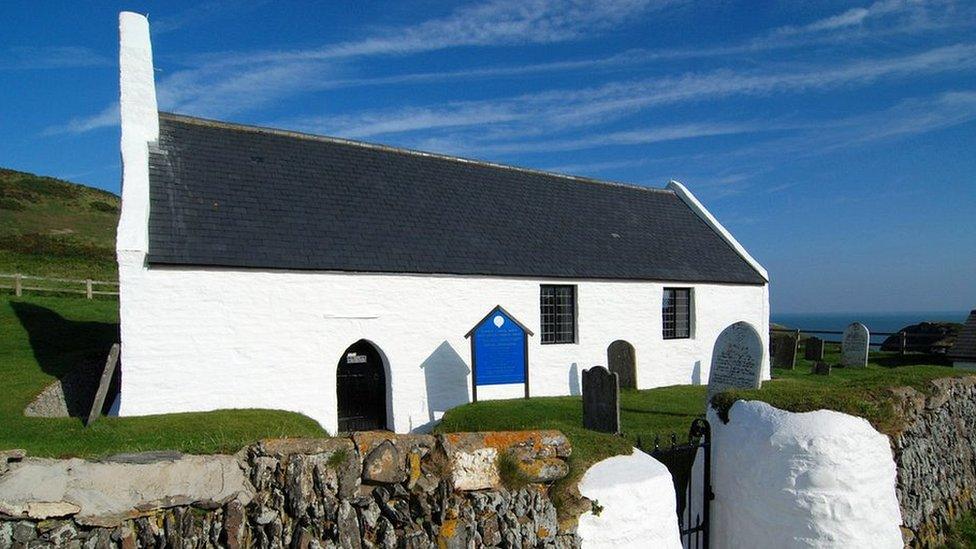 Egwlys y Grog church