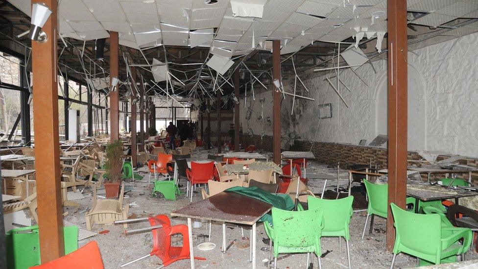 Aftermath of suicide bomb attack at a restaurant in Rabweh, Damascus (15 March 2017)