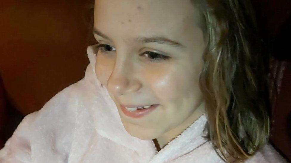 Esmay - girl, 11 with dental problems