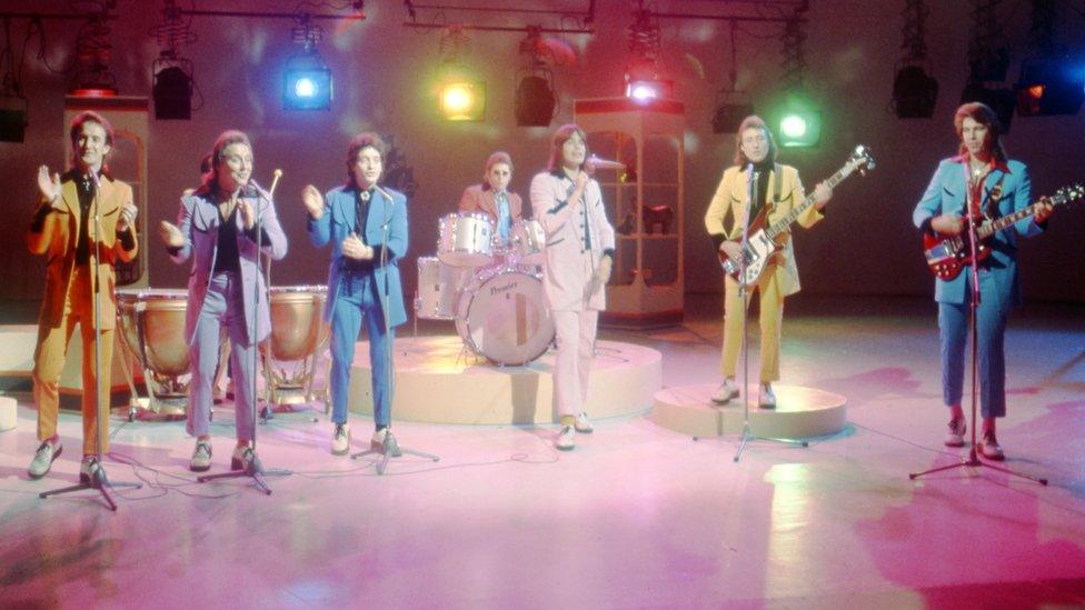 Showaddywaddy, the group perform 'Under the Moon of Love'