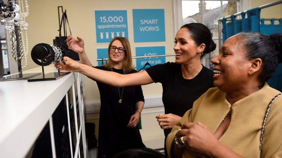 Meghan helps pick out jewellery at Smart Works