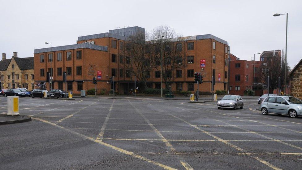 Banbury Town Centre House