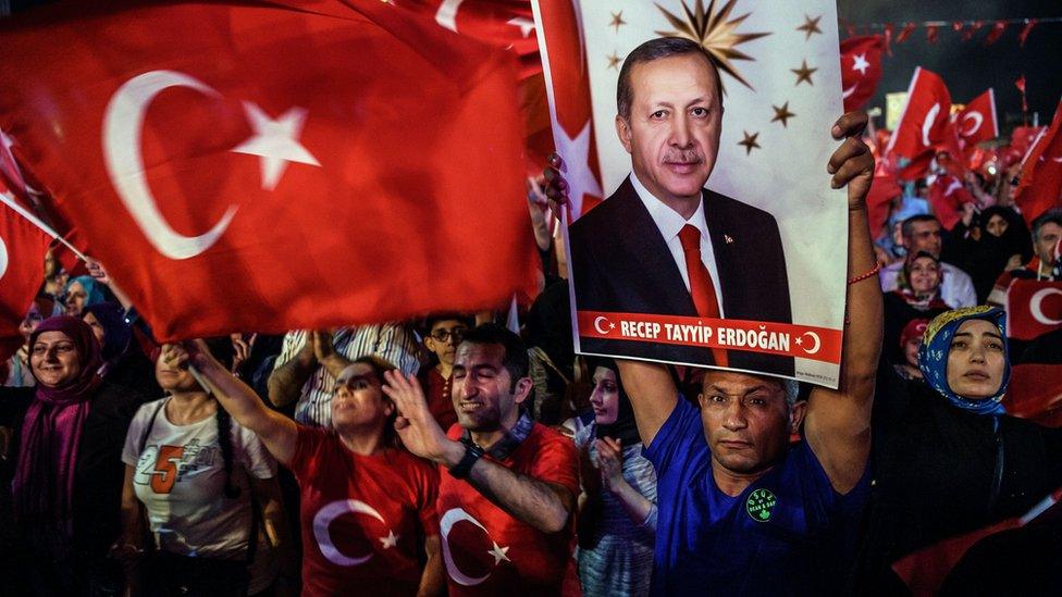 Pro-Erdogan rally in Istanbul, 23 Jul 16