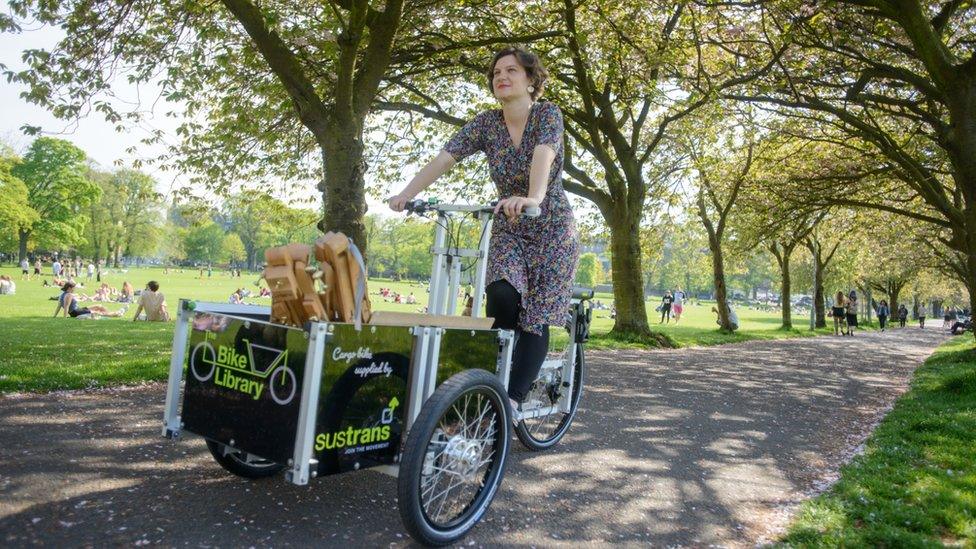 Electric cargo bike