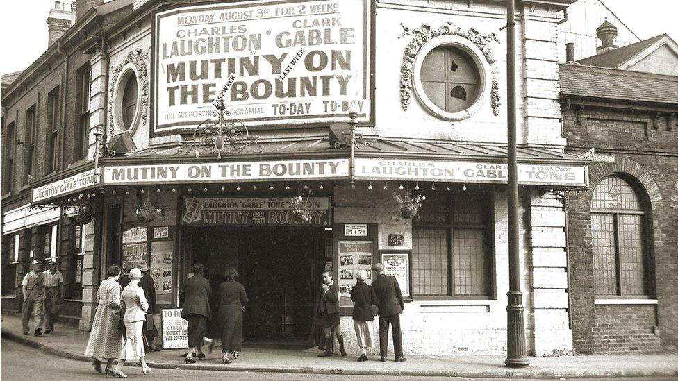 The entrance to the Palace Cinema in the mid-1930s