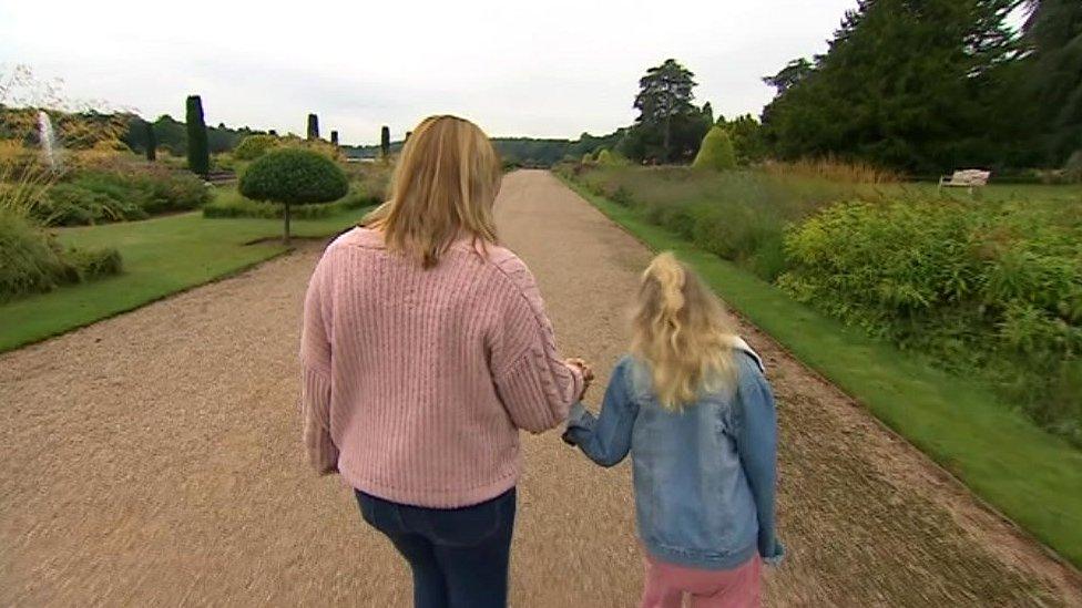 Kelly Mills with daughter Penny