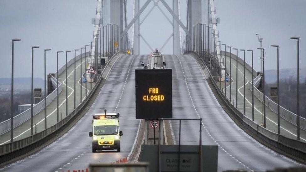 Forth bridge