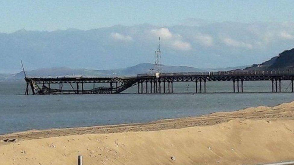 Pier