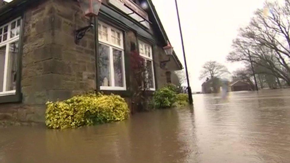 Pub surrounded by flood water in Ribchester in 2015