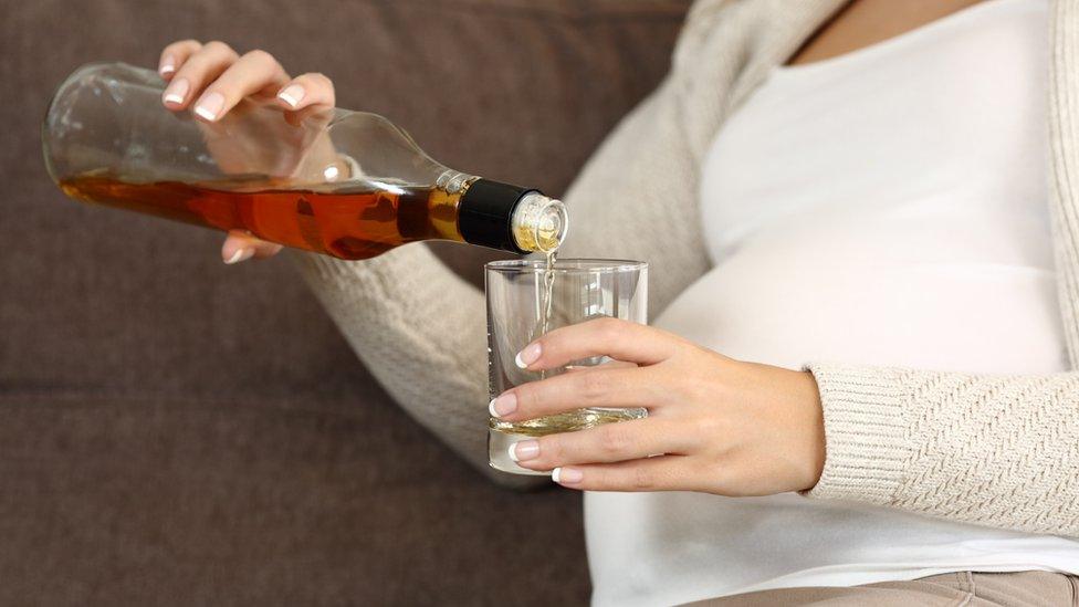 Pregnant women with alcohol