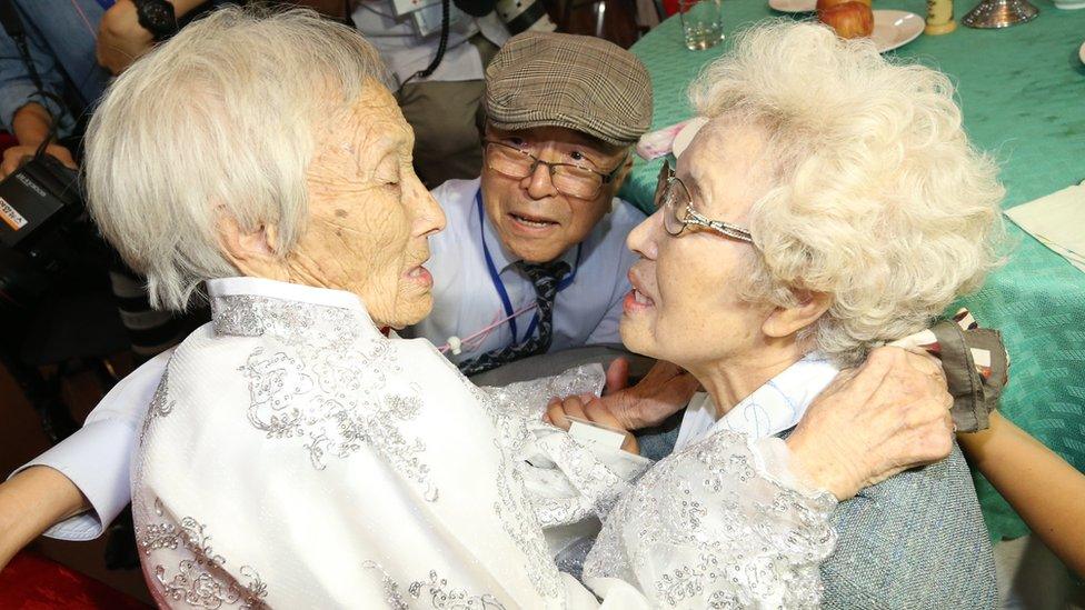 North Korean older sister Cho Sun-do (L), 89, meets with her South Korean younger sister Cho Hye-do (R), 86, and younger brother Cho Do-jae (C), 75, during the inter-Korean family reunions at the Mount Kumgang resort, North Korea, 20 August 2018