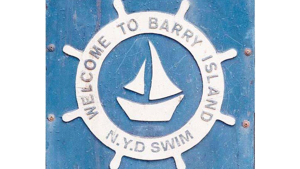 Barry Island NYD Swim logo