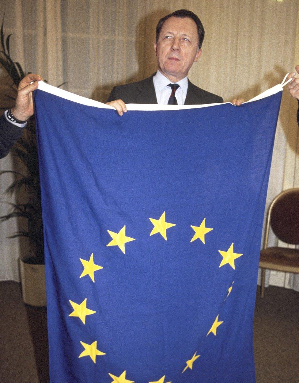 Jacques Delors and the EU Flag