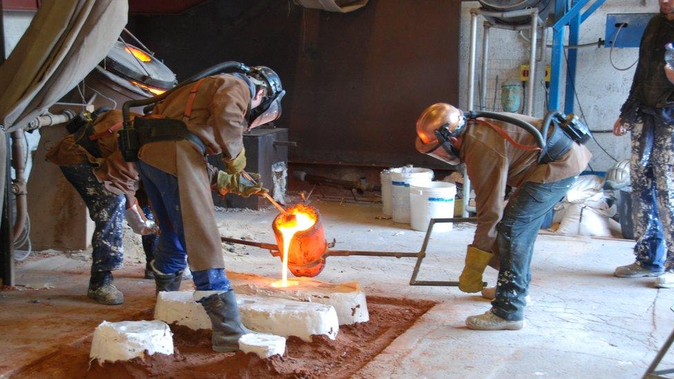 Making of Ford Model T bronze statue