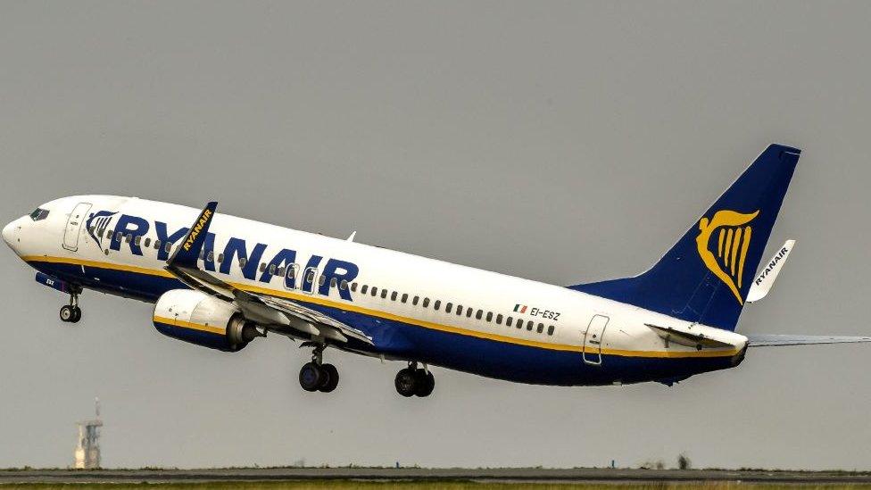 Ryanair plane