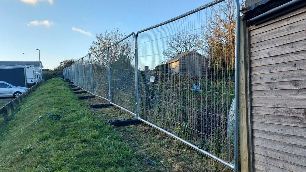 Semi-permanent fencing