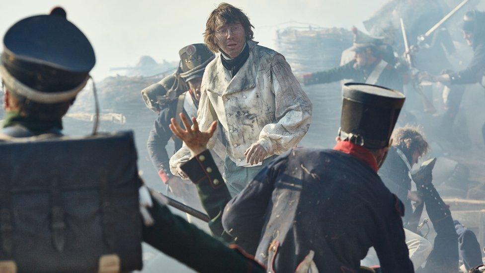 Russians sneak a peek at BBC's War and Peace - BBC News