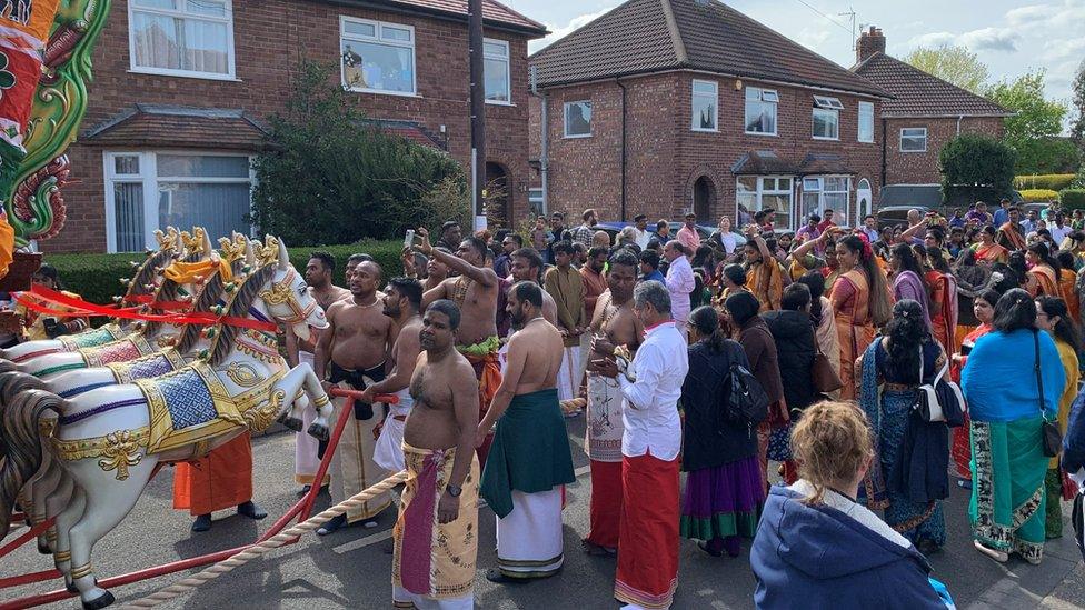 Temple festival returns with 21ft tall chariot