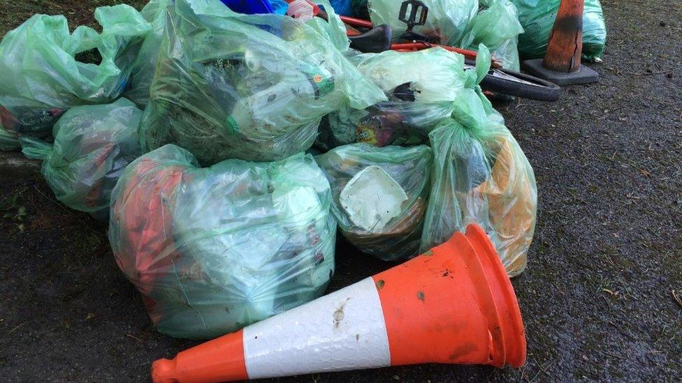 Rubbish found at Ferndale Cemetery