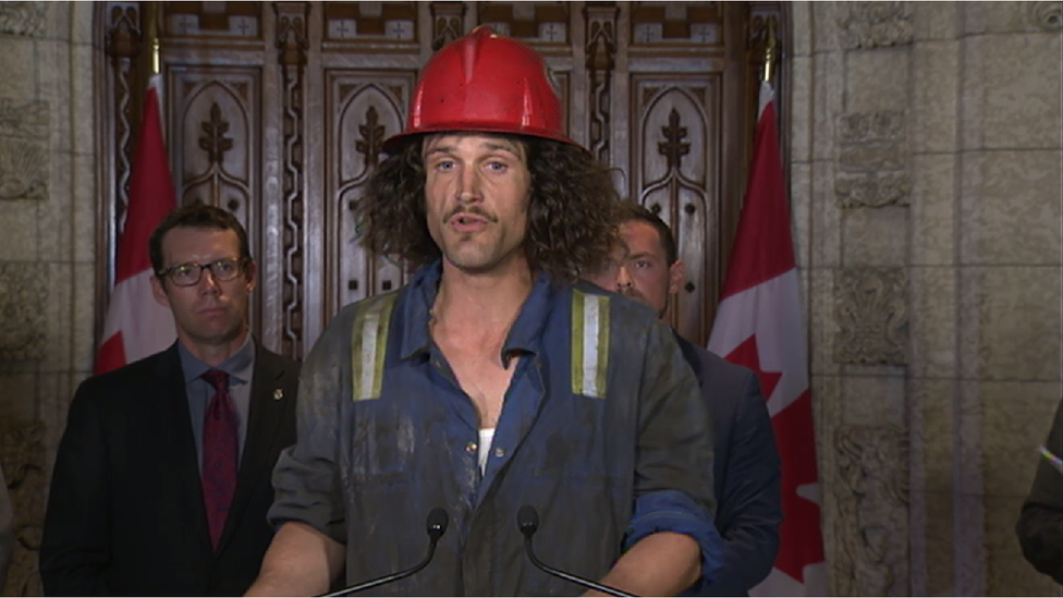 Bernard Hancock speaks to journalists the foyer of the House of Commons in Ottawa, Canada on 20 September 2016. Courtesy CBC