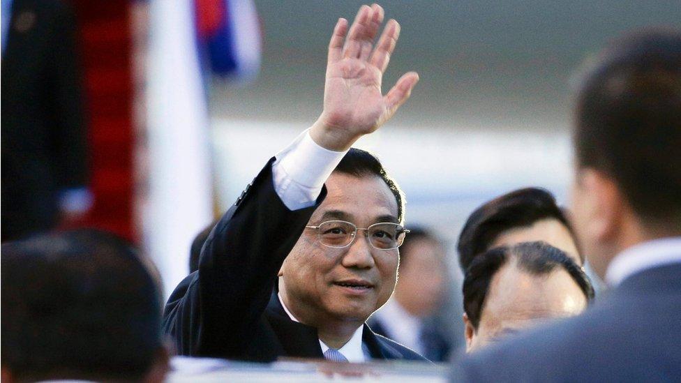 Chinese Prime Minister Li Keqiang arrives at Wattay international airport the Association of Southeast Asian Nations (ASEAN) Summits in Vientiane, Laos, 6 September 2016.