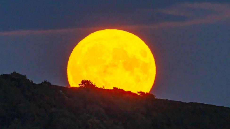 Moon rising in Stoney Middleton, Derbyshire