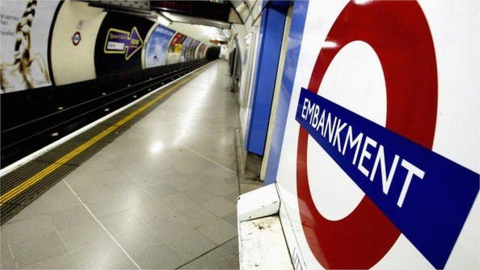 Empty tube platform