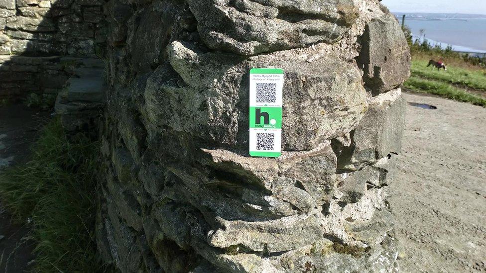 HistoryPoints.org QR code plaque on remains of Maesteg House, Kilvey Hill, Swansea