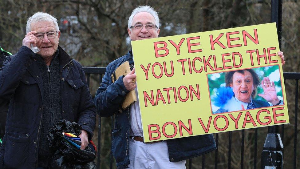 Ken Dodd fans with sign