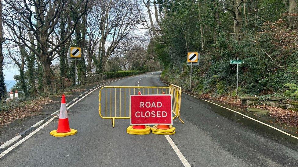 Road closed sign at the Ramsey hairpin