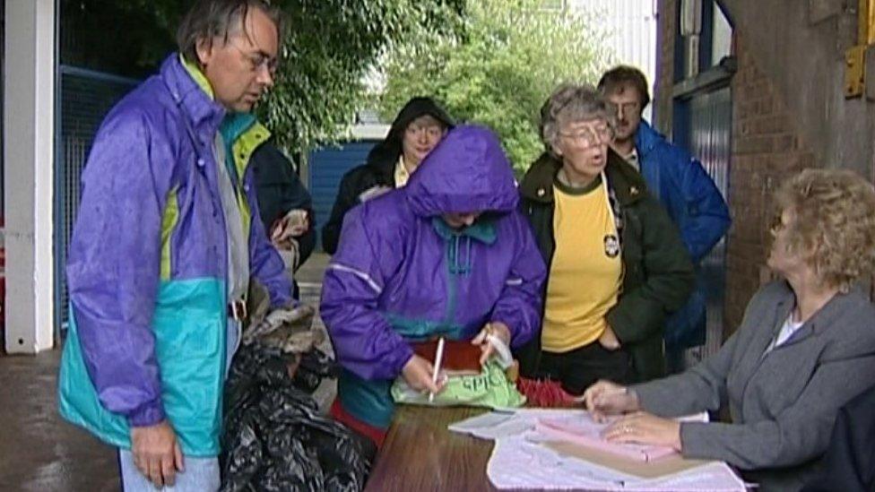 Oxford fans paying for grass at the Manor