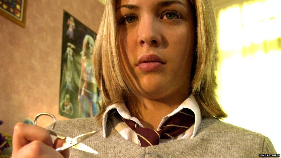 Gemma Atkinson as Lisa Hunter