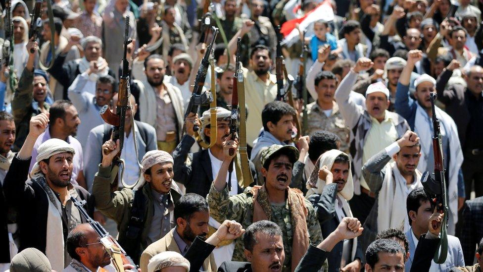 Yemenis protest in Sanaa against Saudi-led coalition air campaign (9 October 2016)