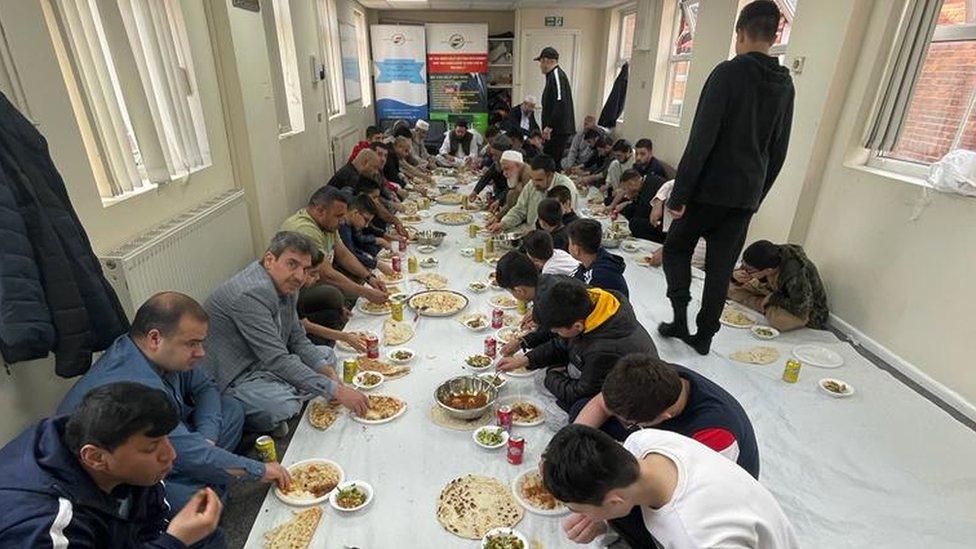 Community in Walsall gather for Iftar in May 2021