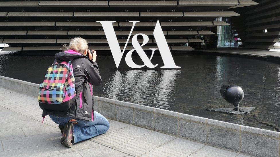 V&A Dundee visitor