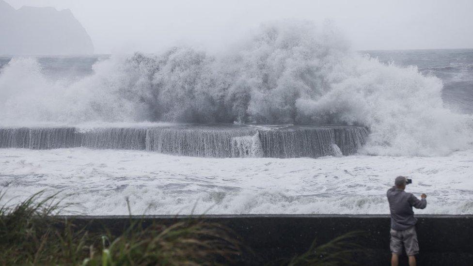 Huge surf pounds Yilan on Taiwan's east coast as Typhoon Haikui lashed the island