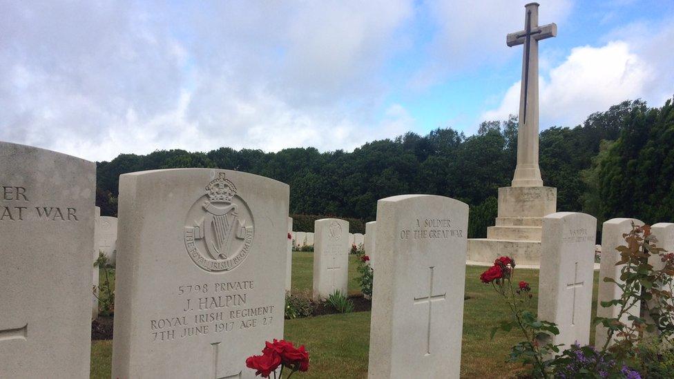 Messines graveyard