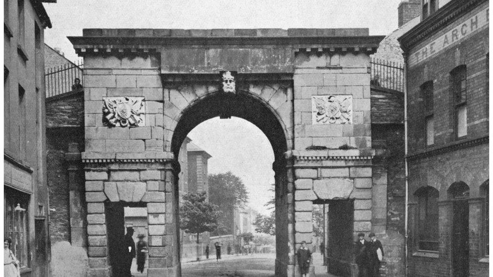 bishop gate derry 1920