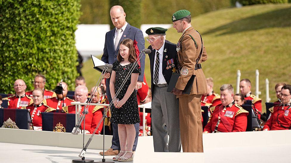 Veteran George Durrant gave a speech, alongside his great-granddaughter Elsbeth during the national Service of Remembrance.