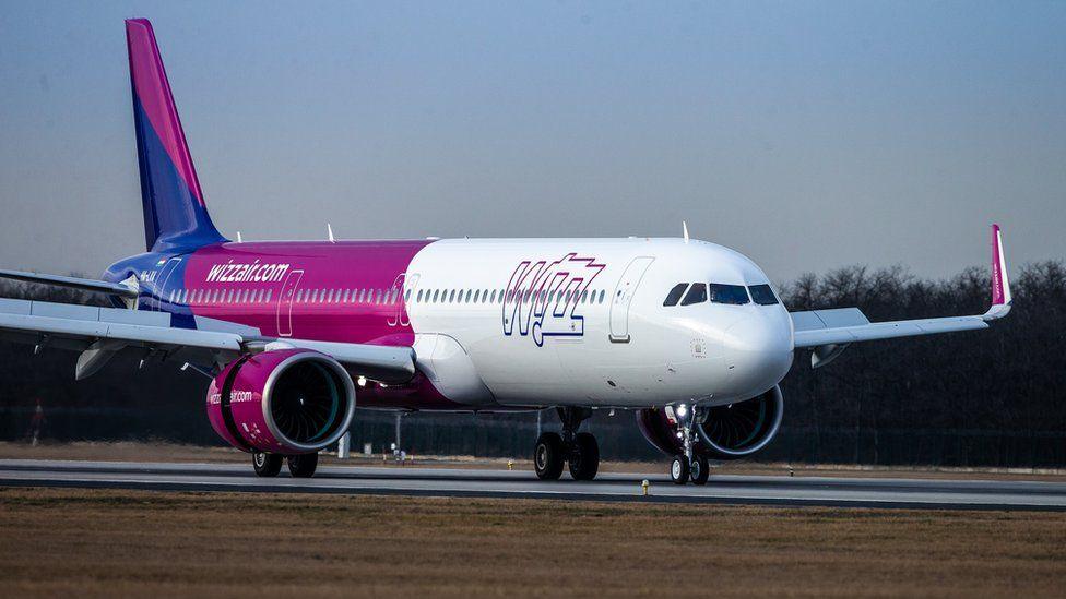 Wizz Air plane